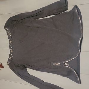 Gray top with pearls and crystals
